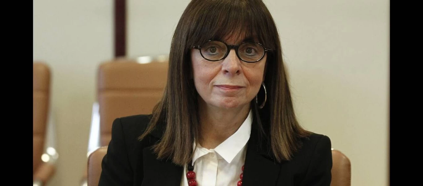 Η Α.Σακελλαροπούλου ετοιμάζει… γιορτή για την ορκωμοσία της - Άρχισε να στέλνει προσκλήσεις